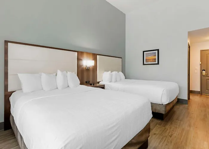Best Western Plus First Coast Inn And Suites